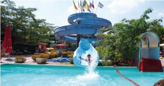 divertimento acquatico per tutti e corsi nuoto